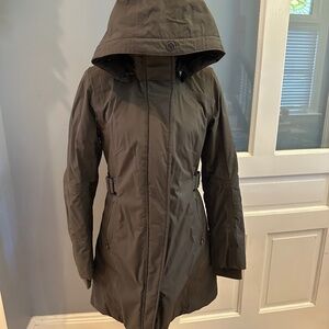 Lululemon Ski/Snow Jacket size 6